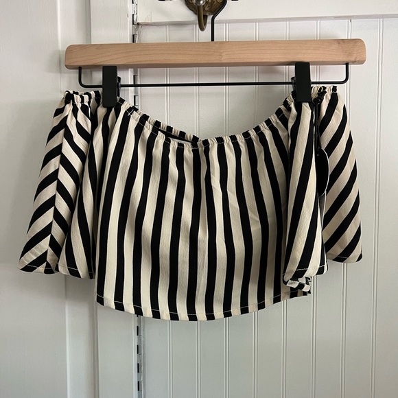 Amuse Society Top and Bottom Matching Set NWT - Picture 4 of 8